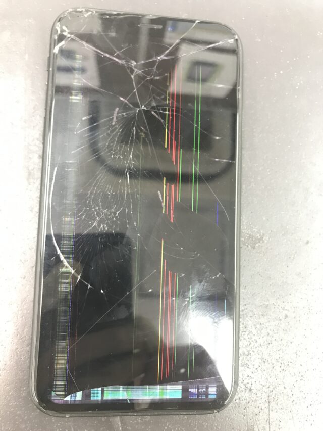 iPhoneXRガラス液晶交換修理